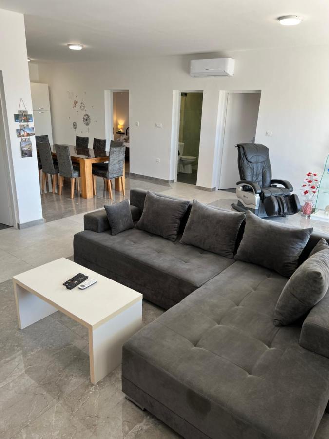 Villa Marta 3 Bedrooms, 2 Baths And Pool Каштель-Штафилич Экстерьер фото